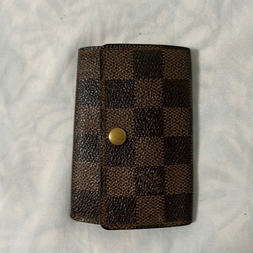 Authentic Domier Louis Vuitton Key Holder